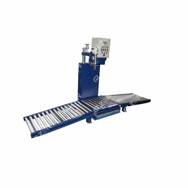 液體灌裝機(jī),稱重灌裝機(jī),定量灌裝機(jī) 液體灌裝機(jī),稱重灌裝機(jī),定量灌裝機(jī)