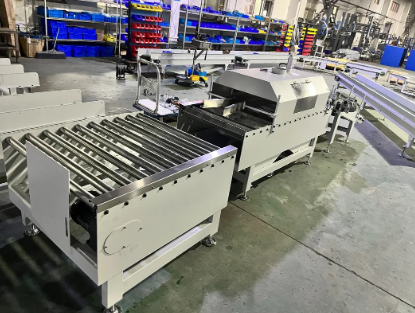 High Speed 15kg 20kg 25kg 30kg 50kg Automatic Palletizing System Cement Bag Robot Palletizer High-speed bag palletizer